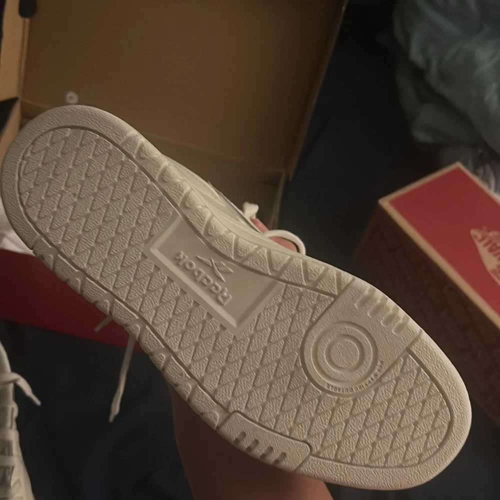 Cardi b sneakers - Picture 4 of 5